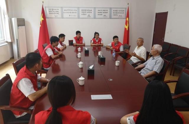 聆聽紅色經典,感悟璀璨人生